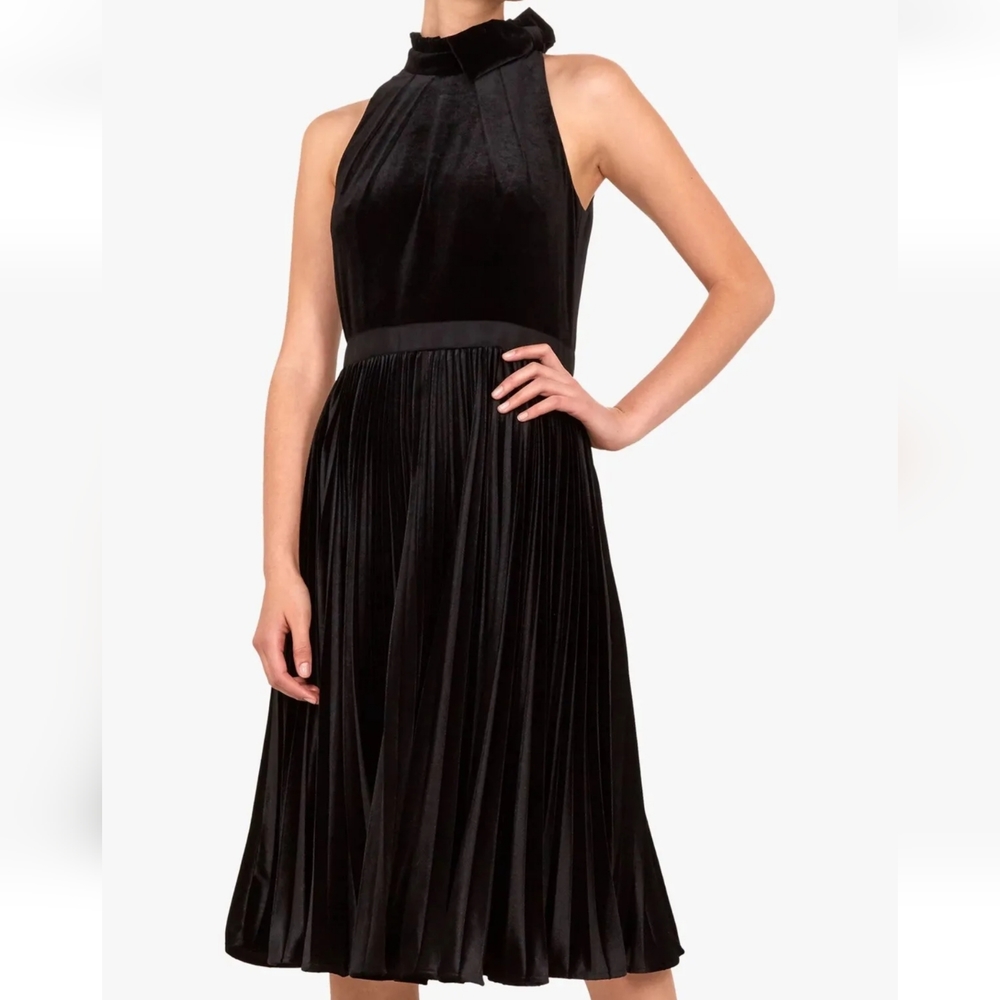 Ted Baker London Cornela Pleated Midi Black Velvet Gala Dress Size 1/ US 4
